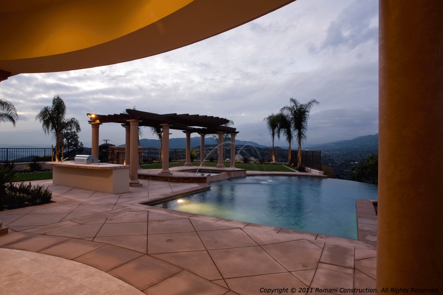 La Canada Luxury